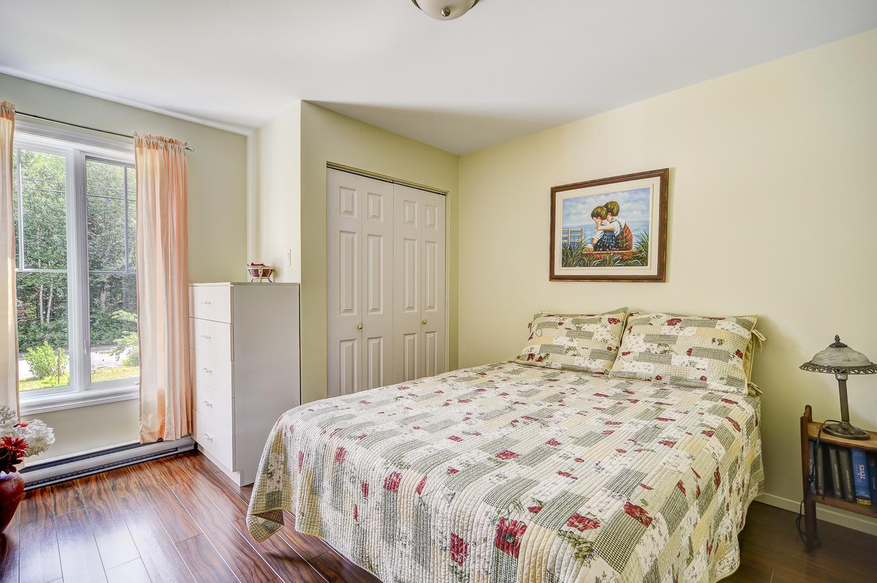 Entre Roc Et Montagne Apartman LʼAnse-Saint-Jean Kültér fotó