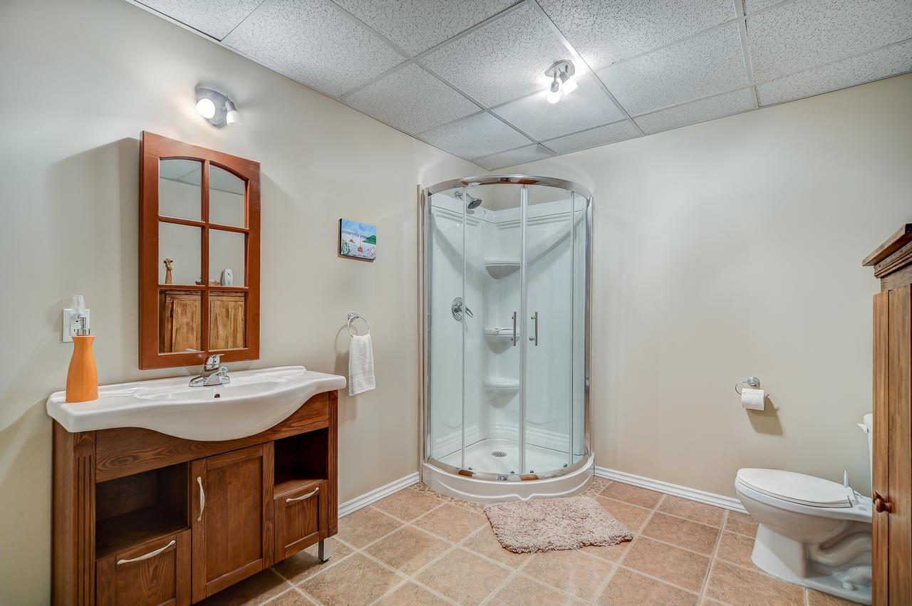 Entre Roc Et Montagne Apartman LʼAnse-Saint-Jean Kültér fotó